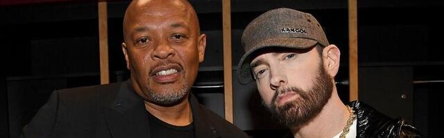 Dr Dre uvodi Eminema u Dvoranu slavnih rokenrola