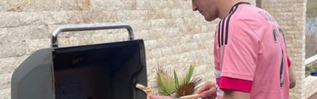 NEDOVIĆ UGOSTIO SAIGRAČE PRED ODLUČUJUĆE MEČEVE: Košarkaši Zvezde UŽIVAJU kod Nemanje - POGLEDAJTE kako je sve izgledalo (FOTO)