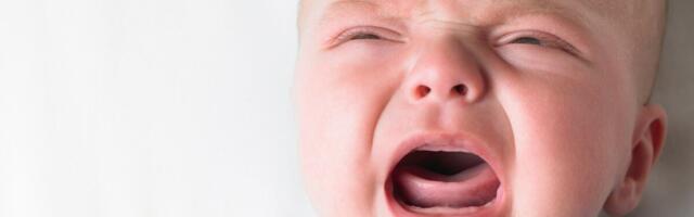 OVA NEHRIŠĆANSKA IMENA SRBI UPORNO DAJU DECI! Crkva ih ne prihvata, a OVO SE DESI kad hoćete da ih KRSTITE