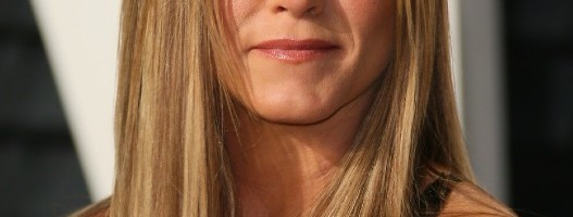 Neodoljiva promena: Jennifer Aniston ima novu frizuru i nikad nije izgledala bolje!