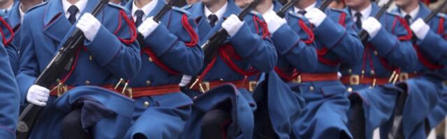 Deveti januar – crveno slovo i crvena linija