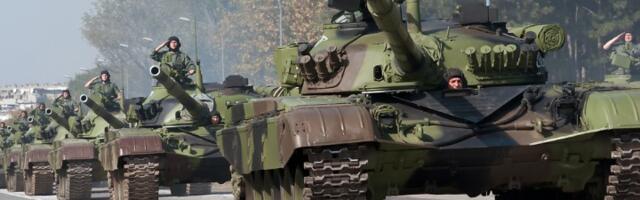 Vojna parada oštetila ulice na NBG: Koliko će građane koštati "zabava koju sebi priređuje Vučić"?