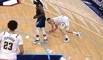 PRLJAVIJE OD OVOGA NE MOŽE! Isplivao novi snimak udaranja Jokića: Pogledajte sraman potez Dorta - sada je svima jasno zašto je Srbinu "pao mrak na oči"