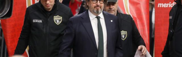 Bum: Andrea Trinkijeri ponovo u crno-belom?!