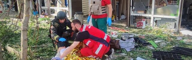 (UZNEMIRUJUĆE) Rusi iz razneli! Krvavi napad u Zaporožju, kamere snimile horor, ima mrtvih i ranjenih!