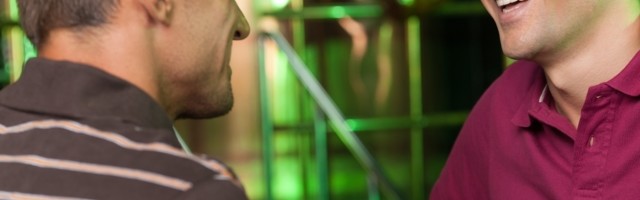 Pita Mujo Hasu šta bi bilo kada bi on spavao sa njegovom ženom...