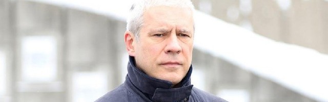 Tadić: Vučić ima vlast, ali nema odgovornost