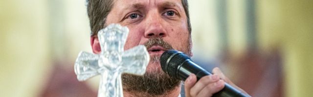 О. Гојко Перовић: Циљ је да се Црква претвори у државну институцију
