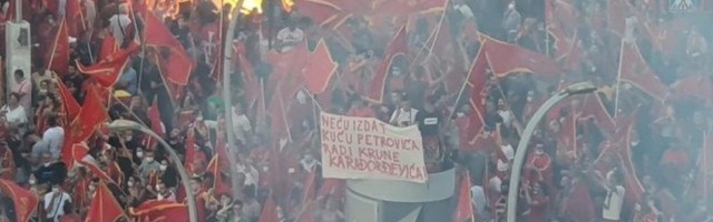 (FOTO) HRVATI NA DRUŠTVENIM MREŽAMA ISMEVAJU KOMITE ZBOG USTAŠKIH PESAMA: Imate li neku svoju domovinsku?!  Sledeća je neka šiptarska "Šota"...