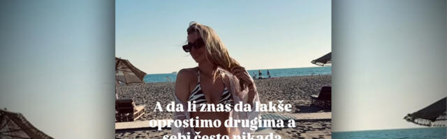 OPTUŽIVALI JE DA JE BILA SA SESTRINIM MUŽEM, SAD PARADIRA PLAŽOM U KUPAĆEM I ŠALJE INTRIGANTNE PORUKE: "Lakše oprostimo drugima, sebi često nikada"
