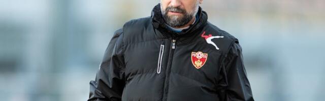 Ponizila ga Farska Ostrva sa 4:0, a "komšije" mu i dalje veruju: Vučinić ostaje na mestu selektora!