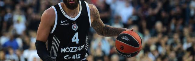 MAŠINA! Dvejn Vašington MVP!