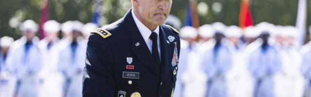 Војни врх Америке није задовољан сменом Рендија Џорџа