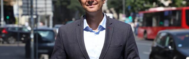Jovanović poručio Šapiću: Ili odgovori na pitanja ili nemoj da nas zamajavaš