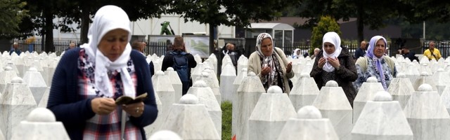 Uloga grčkih dobrovoljaca u genocidu u Srebrenici