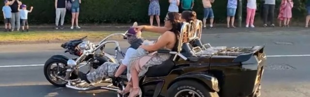 Devojčicu sa invaliditetom na maturu ispratilo 300 bajkera kako bi pokazali da đaci ne smeju da je maltretiraju
