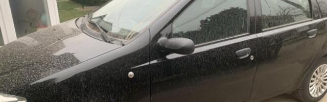 CRVENA KIŠA PALA U SRBIJI, PESAK IZ SAHARE PREKRIO ULICE! Meteorolog Ristić otkrio do kada će trajati ova pojava kod nas!