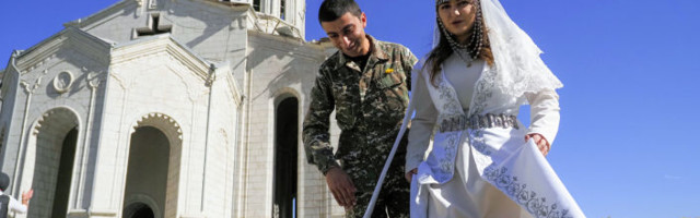 Са венчања на фронт: Љубав у доба рата у Нагорно-Карабаху