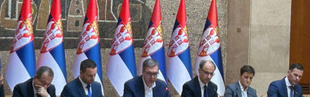 I RAFINERIJA I NIS MORAJU DA RADE Vučić: Dan posle neophodnog donećemo odluku, moramo da obezbedimo punu snabdevenost