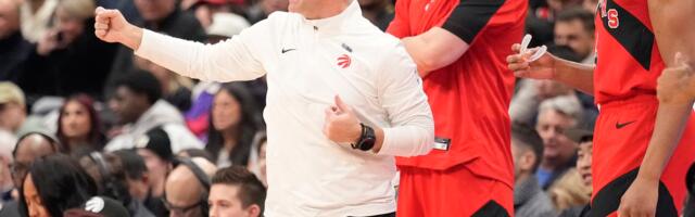 Rajaković vezao osmu pobedu, igrači Reptorsa slave Srbina: To je najbolja stvar kod Darka! /VIDEO/