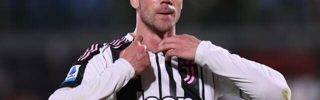 BRUKA I SRAMOTA: Mizerna kazna za rasističko vređanje Dušana Vlahovića!