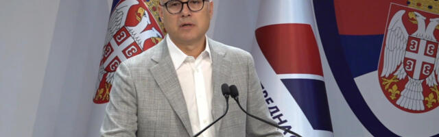 VUČEVIĆ DEKLASIRAO ĐILASA Vučića podržava narod Srbije, dok je on na nivou statističke greške