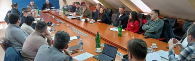 Održana sednica Gradskog štaba za vanredne situacije: Upozorenje na požare i klizišta