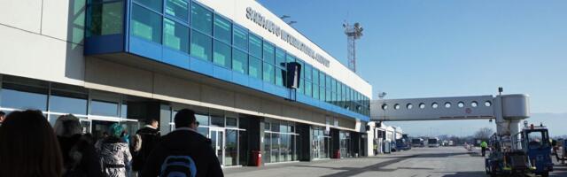 "Iza nas je neprospavana noć": Putnici iz Saudijske Arabije sleteli u Sarajevo