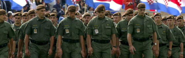 HRVATI VRATILI OBAVEZNI VOJNI ROK, VEĆ DANAS REGRUTI STIŽU U KASARNE! Posle skoro 20 godina povukli OVAKAV POTEZ!