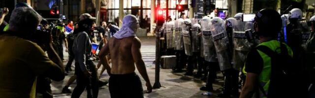 SOCIOLOG OGOLIO BLOKADERSKU LISTU: "Dosta su glumili politicke device – spremni su na sve"