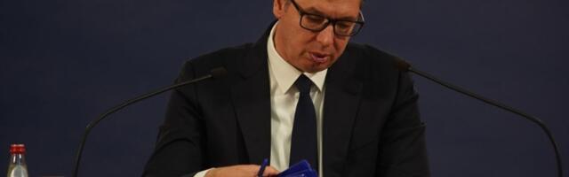 Makron i Šolc pisali Vučiću o Rusiji