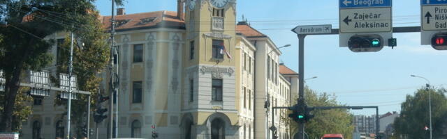 Žena koja je pajserom slomila lobanju nepokretnom ocu neće biti osuđena na zatvorsku kaznu