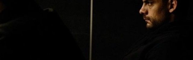 INFORMER SAZNAJE: GLUMAC SE POVREDIO DOK JE SPREMAO PREDSTAVU! Završio u Urgentnom centru sa 6 KOPČI NA GLAVI!