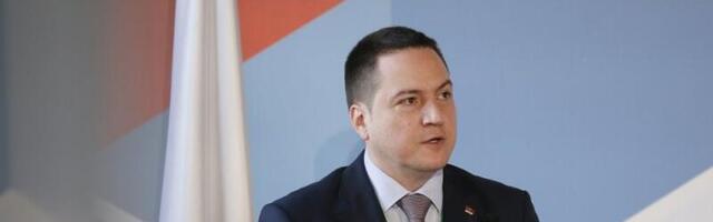 BRANKO RUŽIĆ SUSPENDOVAN SA SVIH STRANAČKIH FUNKCIJA: Oglasio se SPS - Odluka jednoglasna
