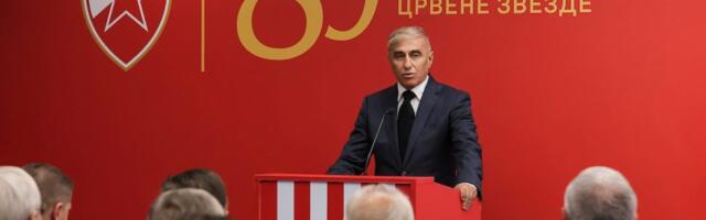 Bošku Đurovskom pozlilo tokom komemoracije Dejanu Milovanoviću! Onesvestio se!