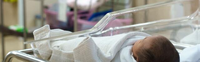 Kristina i Valentina bile su spojene grudnim košem: Davali im 16 posto šansi za život, sad su zdrave i vesele