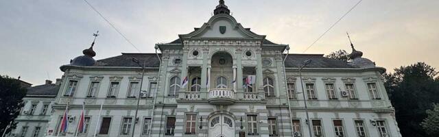 Koliko je građane Zrenjanina koštala sečanjska ekskurzija naprednjaka iz javnog sektora?