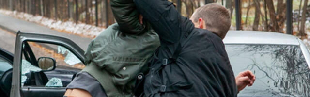 NOVI DETALJI HORORA U NOVOM PAZARU! Jedna stvari LEDI KRV - Mladić umro nakon što ga otac tukao motkom po glavi!