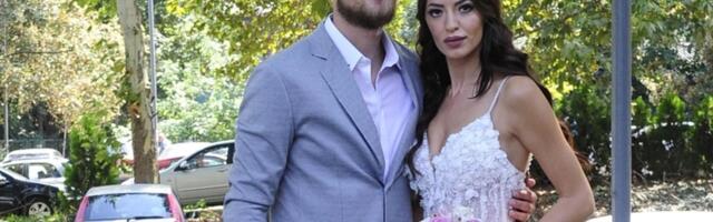 O VENČANICI Ane Rajković je brujala cela Srbija: Evo kako je izgledala dok se udavala za Predraga! (Foto)