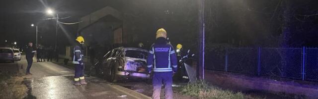 Izgoreo automobil u Novom Sadu  na Detelinari (VIDEO)