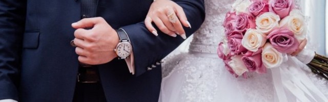 BILI SU ZAJEDNO DESET GODINA, A ONDA JE DOŠAO DAN VENČANJA! Ovoj ŽENI je to postao NAJGORI MOMENAT u životu, a evo i zbog ČEGA