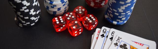 Strateško odlučivanje u situacijama sa nepoznatim kartama