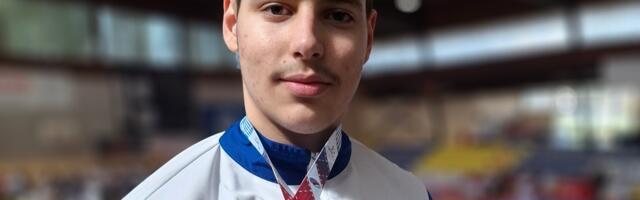 Zlatna medalja za Filipa Pavlovića na Školskom prvenstvu Srbije u karateu