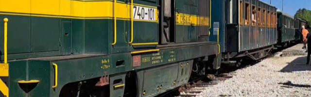 Воз "Носталгија" од данас поново саобраћа Шарганском осмицом