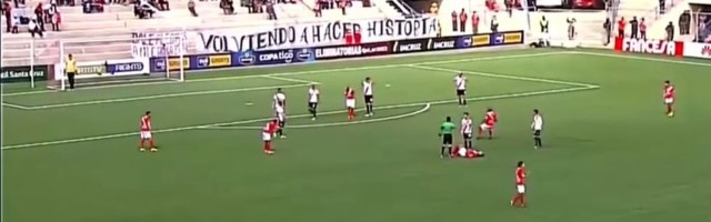 Publika na tibinama, 10 golova na dve utakmice i sporan gol o kome svi pričaju (VIDEO)