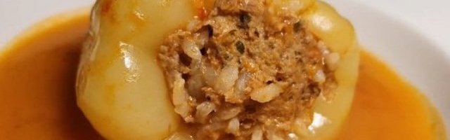PUNJENE PAPRIKE - po starom receptu! Ukusne i sočne, omiljeni RUČAK (FOTO)