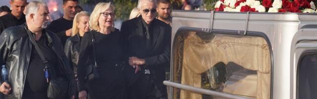 Bol koja ne prolazi: Ove poznate ličnosti tragično su izgubile decu