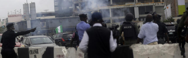 NAPADAČI NAORUŽANI DO ZUBA UŠLI U ŠKOLU I DRŽE KAO TAOCA 200 DECE!