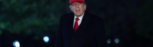 (VIDEO) Šok! Tramp se odrekao Orbana preko noći: Predsednik šokirao novinare potezom, snimak zapalio mreže