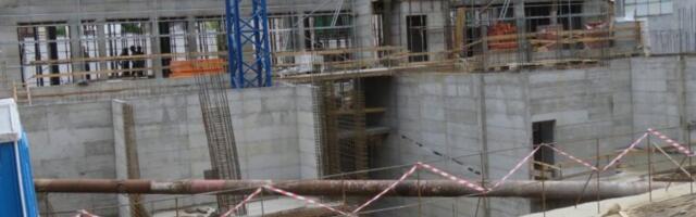 PUKLO JE KAO DA JE BOMBA: Srušio se potporni zid na gradilištu kod centra (VIDEO)